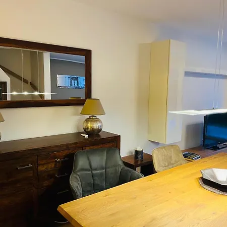 Stylisches Haus In بيت للعطل غِلفينغ